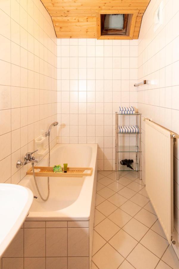 Landhaus Rainer Hotel Mallnitz Buitenkant foto